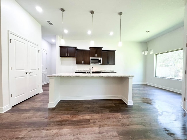 2315 Bergren Rd in Gulf Breeze, FL - Building Photo - Building Photo