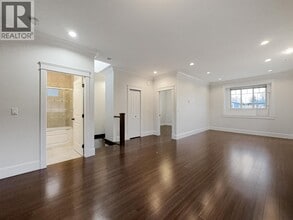 6975 Dunblane Ave in Burnaby, BC - Building Photo - Building Photo