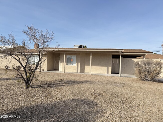 3120 E Charter Oak Rd in Phoenix, AZ - Building Photo - Building Photo