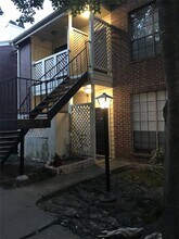 8055 Cambridge St in Houston, TX - Building Photo - Building Photo