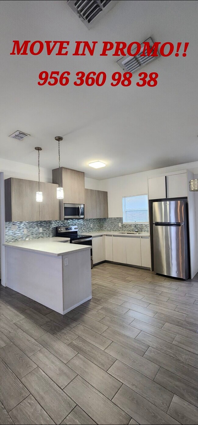 807 W Garrison Dr in Pharr, TX - Building Photo - Building Photo