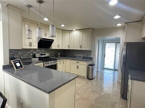 1755 E 35th St in Brooklyn, NY - Building Photo - Building Photo