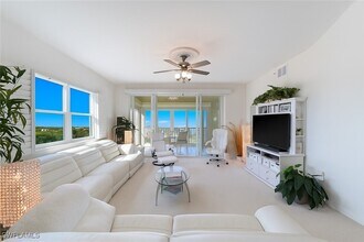 14819 Laguna Dr in Ft. Myers, FL - Building Photo - Building Photo