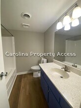 500 Umstead Dr in Chapel Hill, NC - Building Photo - Building Photo