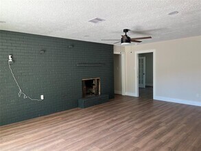 8711 Hinman St in Houston, TX - Building Photo - Building Photo