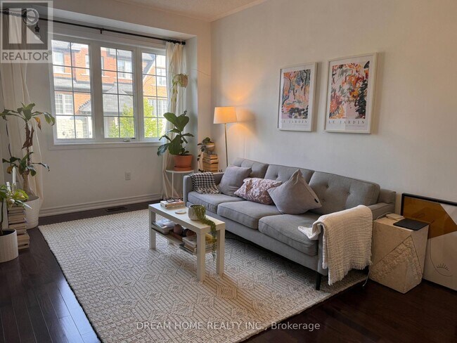 1408 Granrock Crescent in Mississauga, ON - Building Photo - Building Photo