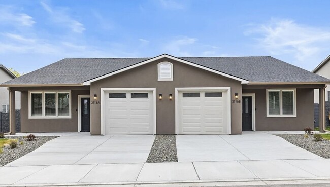 2116 Rd 52 in Pasco, WA - Building Photo - Building Photo
