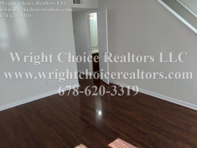 2256 Wellington Cir in Lithonia, GA - Foto de edificio - Building Photo