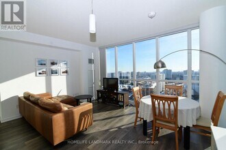 50 Forest Manor Rd in Toronto, ON - Building Photo - Building Photo