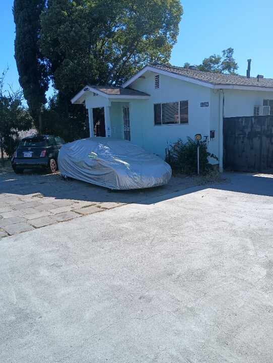 824 Ballantyne St in El Cajon, CA - Building Photo