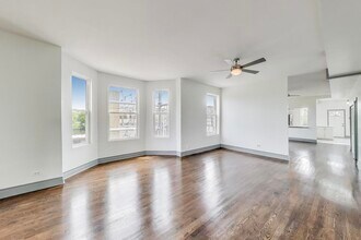 737 E 50th St in Chicago, IL - Building Photo - Building Photo