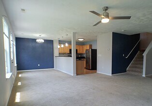 3907 Cape Henry Ave in Norfolk, VA - Building Photo - Building Photo
