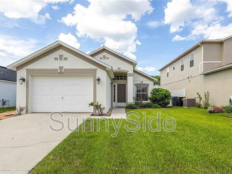 131 Sonja Cir in Davenport, FL - Foto de edificio