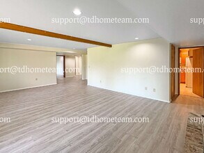 17130 SE 134th St in Renton, WA - Building Photo - Building Photo