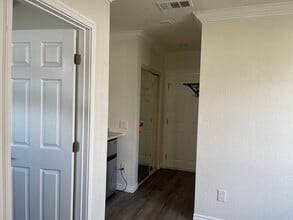 26692 Sinforosa Dr, Unit 3 in Mission Viejo, CA - Building Photo - Building Photo