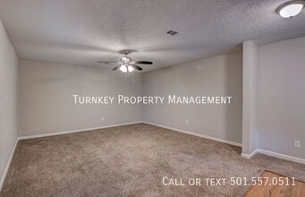 1014 Edgehill in Benton, AR - Building Photo - Building Photo