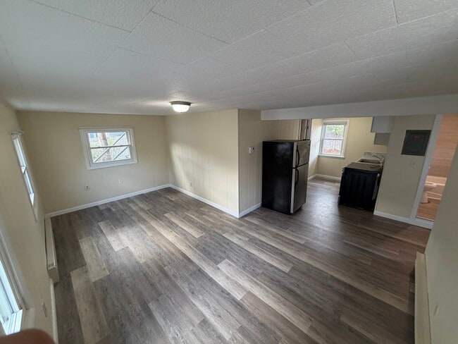 35 Markham Cir, Unit Unit A - first floor, Unit Unit A - first floor