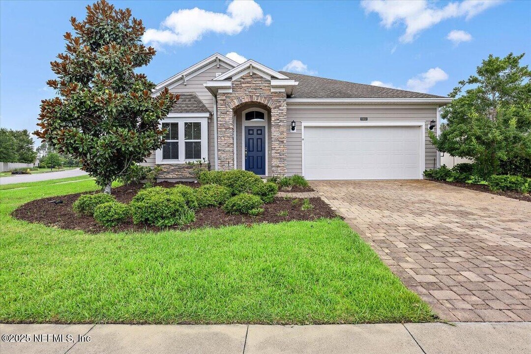 13 Pantano Vista Way in St. Augustine, FL - Building Photo