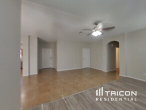 337 N 103rd Pl in Apache Junction, AZ - Building Photo - Building Photo
