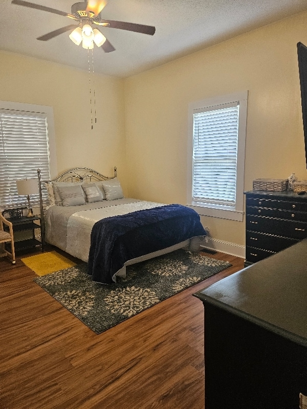 property at 608 Central Dr NW