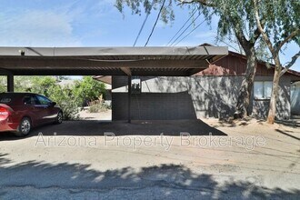 2323 S College Ave in Tempe, AZ - Building Photo - Building Photo