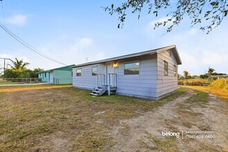 1520 Hunter Rd in Okeechobee, FL - Foto de edificio - Building Photo