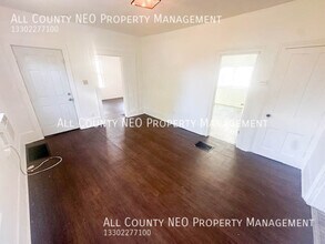 680 Sumner St in Akron, OH - Building Photo - Building Photo