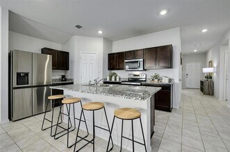 1045 Taggart Trail in Jarrell, TX - Building Photo - Building Photo