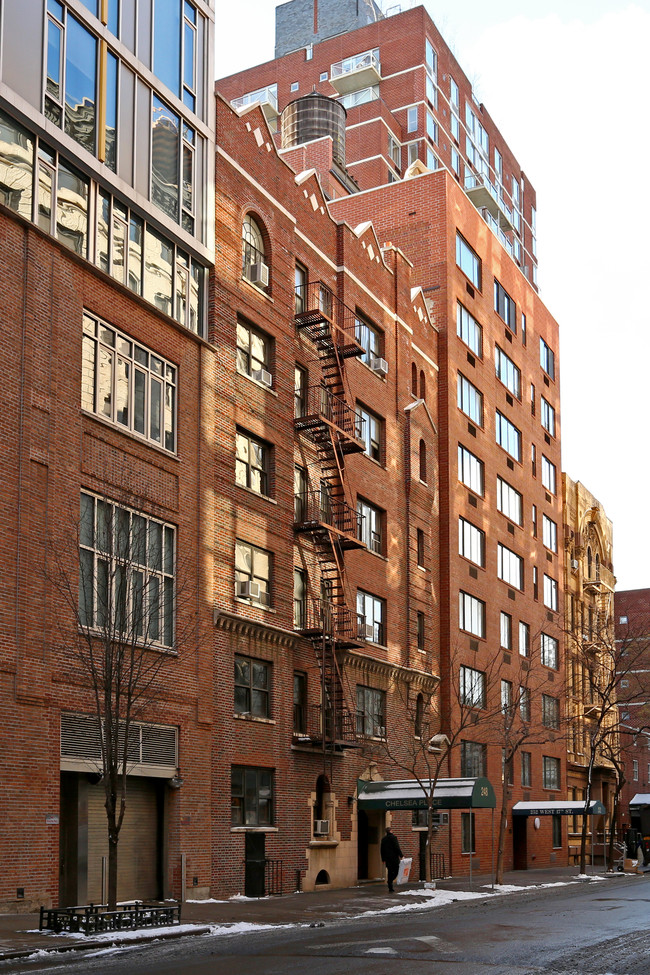 248-250 W 17th St in New York, NY - Building Photo - Building Photo