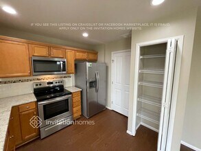 3524 Celebration Ave E in Fife, WA - Foto de edificio - Building Photo