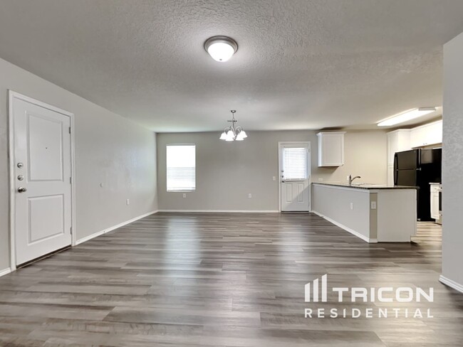 13231 Ashworth Blvd in San Antonio, TX - Building Photo - Building Photo