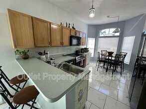 645 Majesty Dr in Davenport, FL - Building Photo - Building Photo