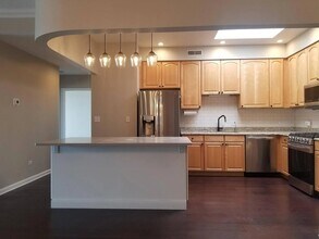 5036 W Pensacola Ave in Chicago, IL - Building Photo - Building Photo