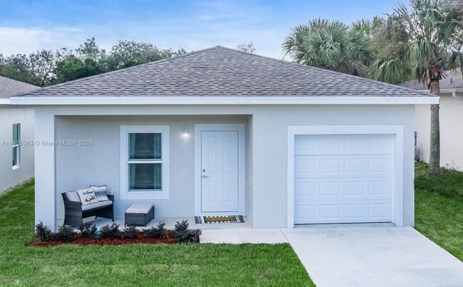 property at 1481 Las Villas Blvd