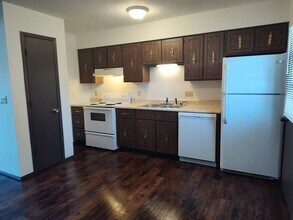 526 Boxwood Dr in Cape Girardeau, MO - Building Photo - Building Photo