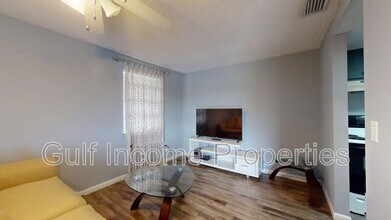 5026 Water Oak Dr in Bradenton, FL - Building Photo - Building Photo