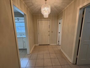 394 Brookwood Lake Pl in Jackson, MS - Building Photo - Building Photo