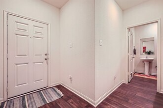 1476 Amy Dr in Kyle, TX - Building Photo - Building Photo