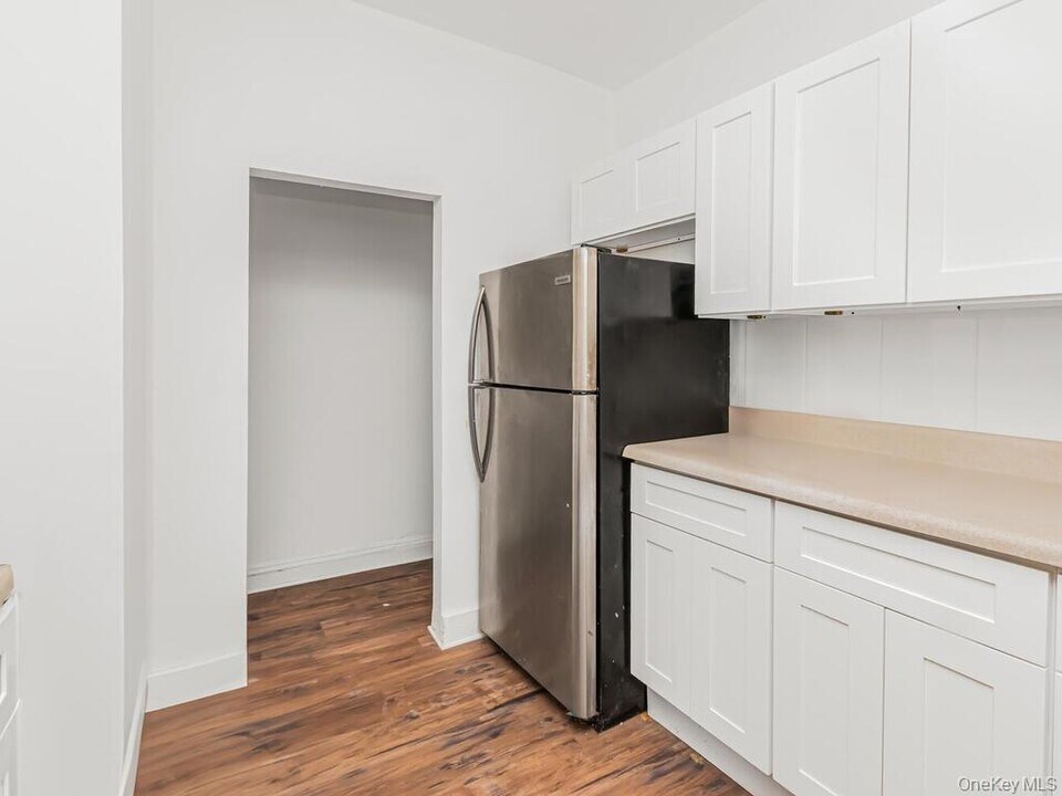 30 Macombs Pl in New York, NY - Building Photo