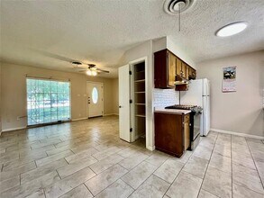 2620 Denison St in Denton, TX - Building Photo - Building Photo