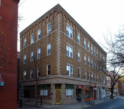 Pineview Apartments in Philadelphia, PA - Building Photo - Building Photo