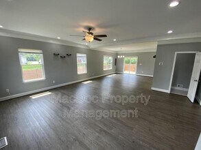 2465 24th St in Fredericksburg, VA - Building Photo - Building Photo