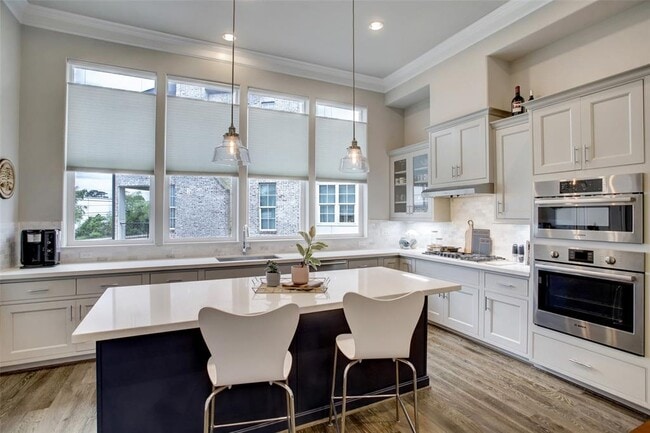 6068 Kansas St in Houston, TX - Building Photo - Building Photo