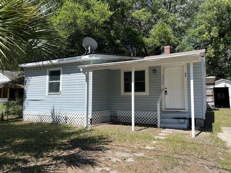 1978 Brackland St in Jacksonville, FL - Building Photo