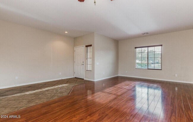 5230 W Redbird Rd in Phoenix, AZ - Building Photo - Building Photo