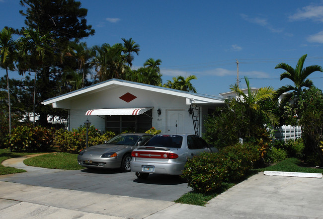 1931 Pierce St in Hollywood, FL - Building Photo - Building Photo