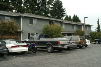 Jennings Park Townhomes in Marysville, WA - Building Photo - Other