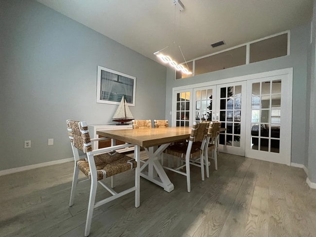 2830 Surfside Blvd in Cape Coral, FL - Building Photo - Building Photo