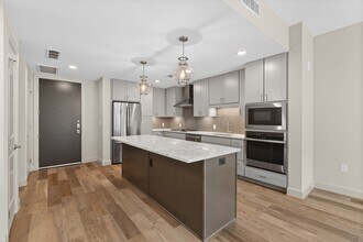 2511 Willowick Rd in Houston, TX - Building Photo - Building Photo