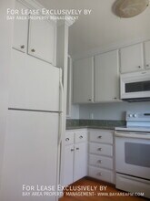 16 Cape Hatteras Ct in Redwood City, CA - Building Photo - Building Photo